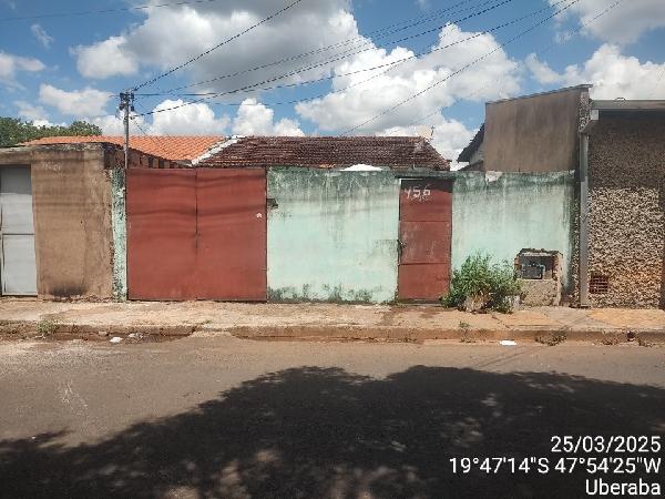 Casa - Venda, CONJUNTO CHICA FERREIRA, UBERABA, MG