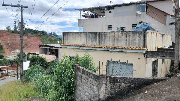 Casa - Venda, SANTA EDWIGES, UBA, MG