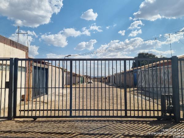 Casa - Venda, CHACARAS MARAJOARA, LUZIANIA, GO