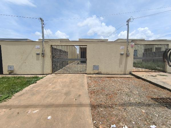 Casa - Venda, PARQUE ESTRELA DALVA XVI, SANTO ANTONIO DO DESCOBERTO, GO
